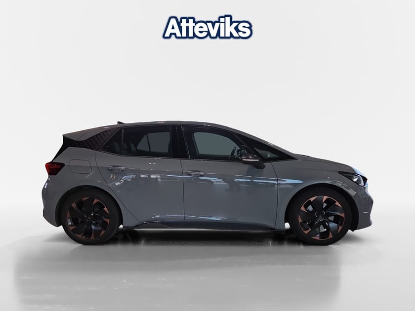 Bild 2 av CUPRA Born e-boost 58 231hk | 42Mil | Backkamera | Head Up | 19"fälg | K