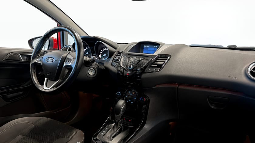 Bild 3 av Ford Fiesta 1.0 EcoBoost 100hk *SOMMARKAMPANJ* Titanium P-Sensor Bluetooth