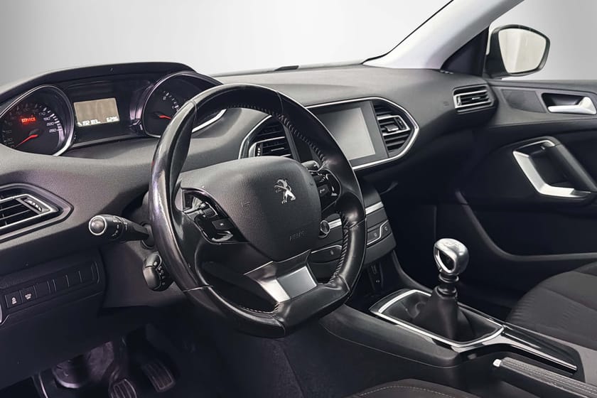 Bild 4 av Peugeot 308 SW 1,6 HDI 120hk Drag Navi Kamrem bytt