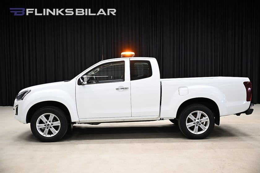 Bild 2 av Isuzu D-Max Space Cab 163HK Automat|Drag|Värmare|Backkamera|EnÄgare|Leasbar