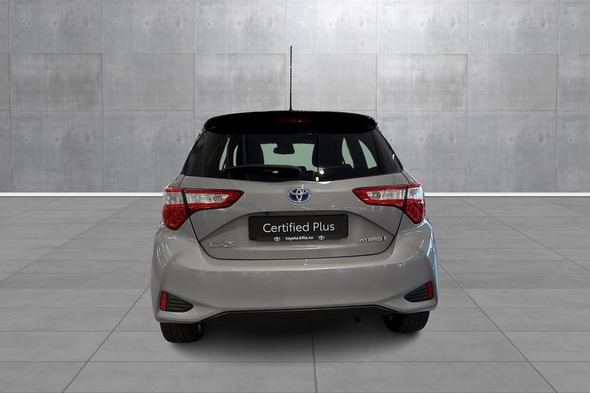 Bilde 4 av Toyota Yaris Hybrid / 2WD / Velholdt