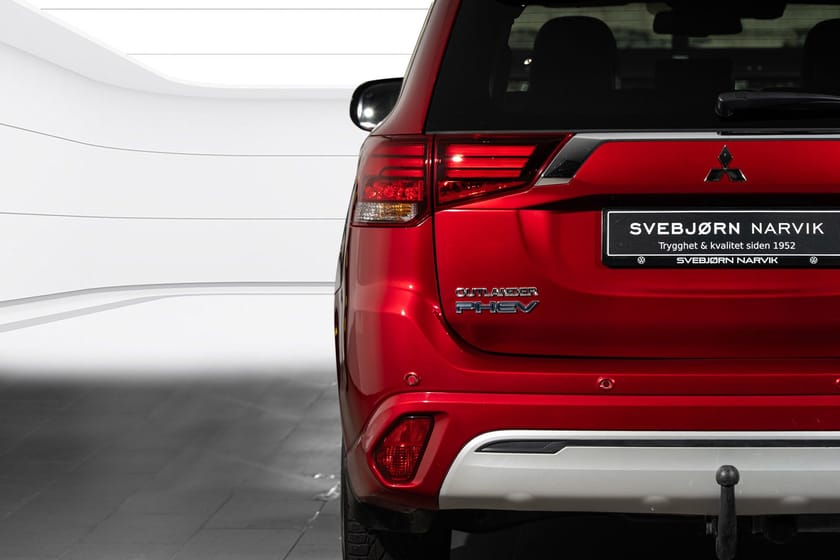 Bilde 3 av Mitsubishi Outlander PHEV Instyle+ 2,4 224hk