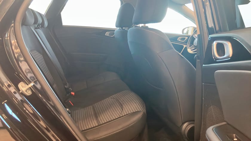 Bild 5 av Kia Ceed Sportswagon Plug-in Hybrid SW PHEV ADVANCE |Backkamera|