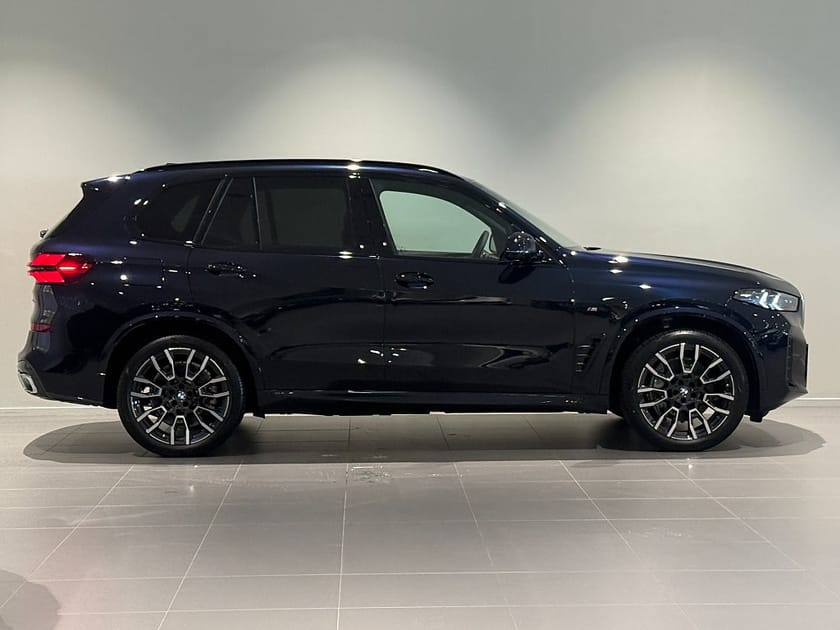 Bild 3 av BMW X5 xDrive50e M Sport Business Edition HUD H/K Drag