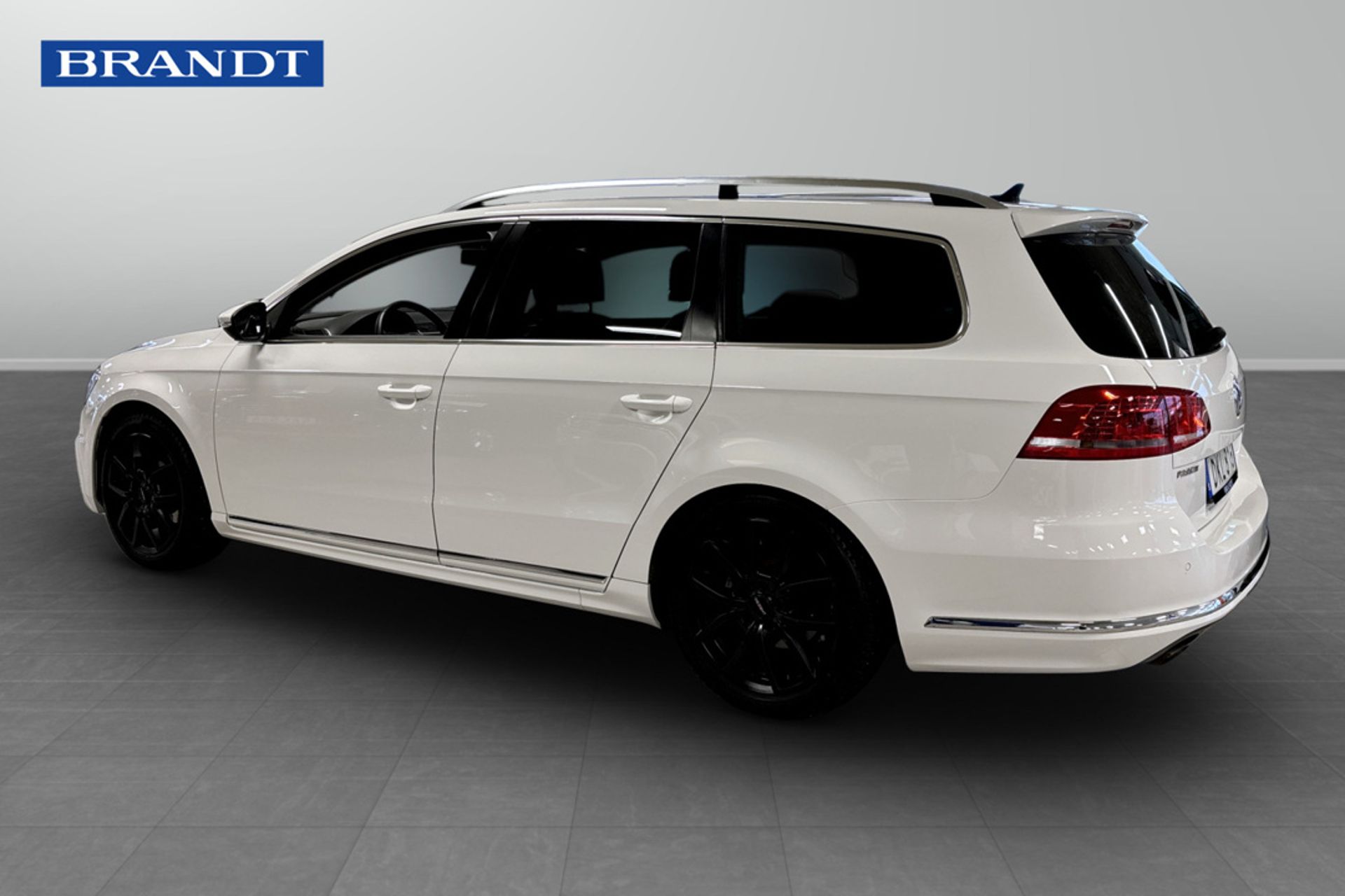 Volkswagen Passat 2015, bild 2/10