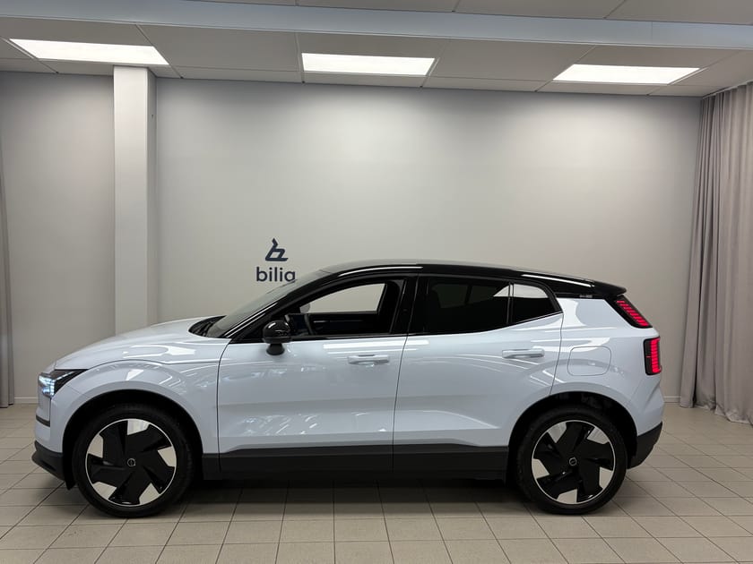 Bild 2 av Volvo EX30 Single Motor Extended Range M R Plus Edition