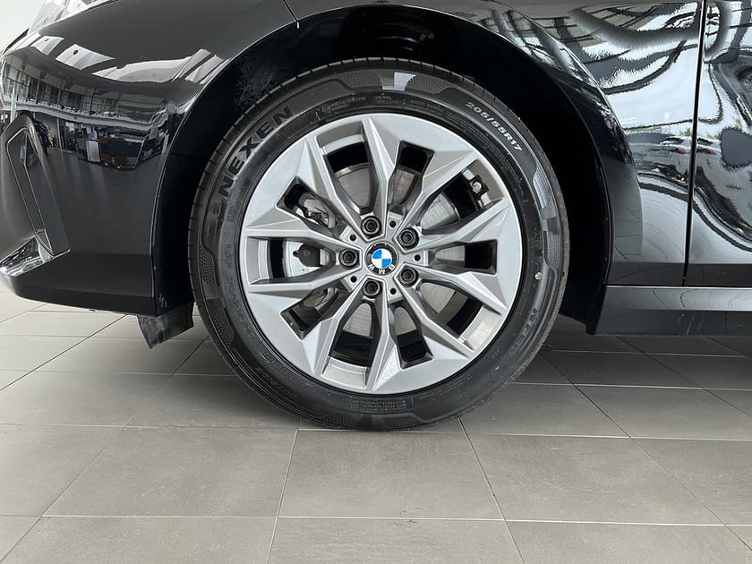 Bild 4 av BMW 120 Automat 17" Rattvärme Drive/Park Assist