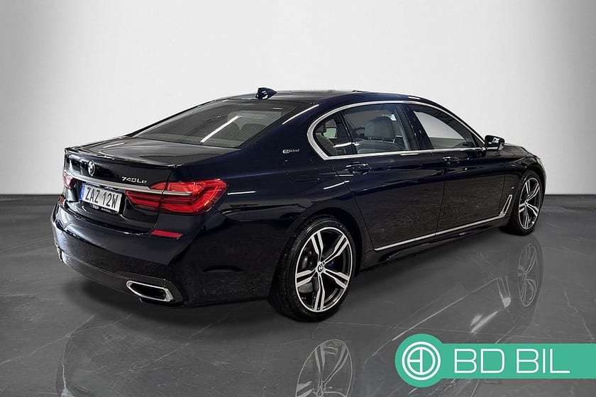 Bild 4 av BMW 740Le xDrive 740 Le / M-SPORT / LASER / B&W / TAKLUCKA / SV-SÅLD