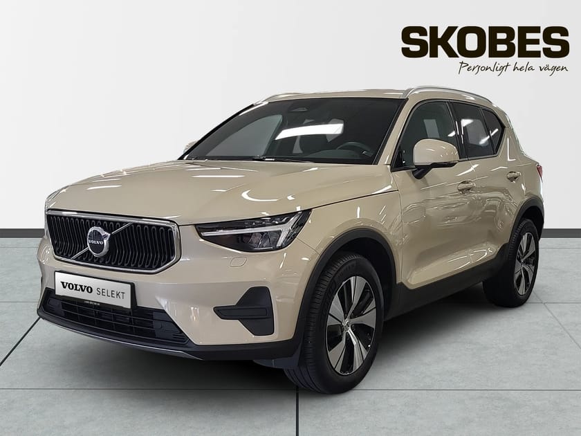 Bild 3 av Volvo XC40 B3 FWD Bensin Core