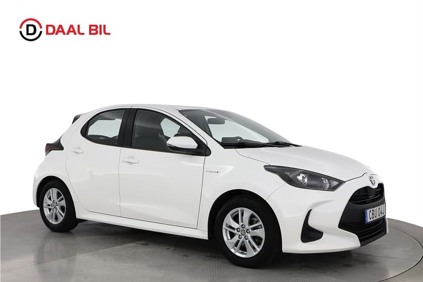 Bild 4 av Toyota Yaris Hybrid CVT 116HK ACTIVE B-KAMERA MOTORVÄRMARE CARPLAY