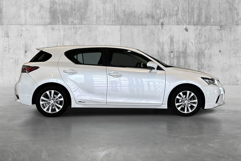 Bilde 4 av Lexus CT 200h Cruise/Automat/Setevarme/Ryggekamera/EU til 28