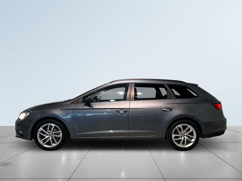 Bild 4 av SEAT Leon ST 1.6 TDI 4Drive Style Motorvärmare Drag Kamera SoV