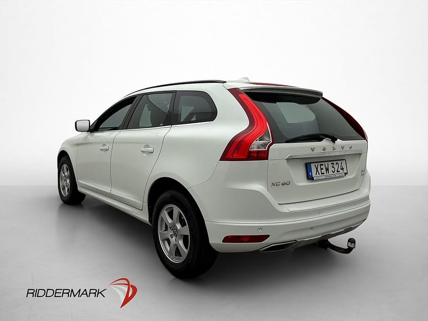 Bild 5 av Volvo XC60 D4 AWD Momentum Värmare Pano Navi Sensorer Fart