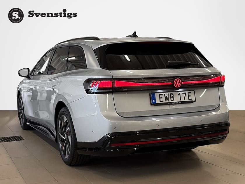 Bild 3 av Volkswagen ID.7 Pro S Tourer 86 KWH 286HK DRAG EDITION