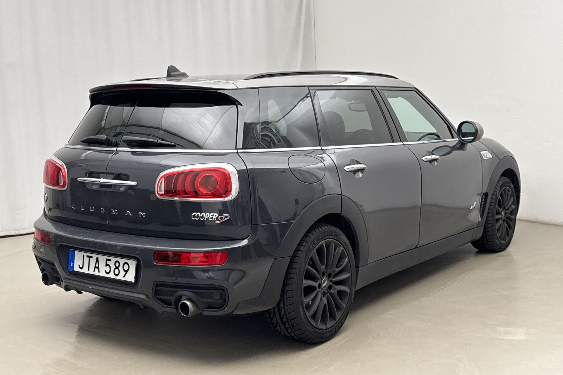 MINI Clubman Cooper SD ALL4 Clubman 2017, photo 3/10