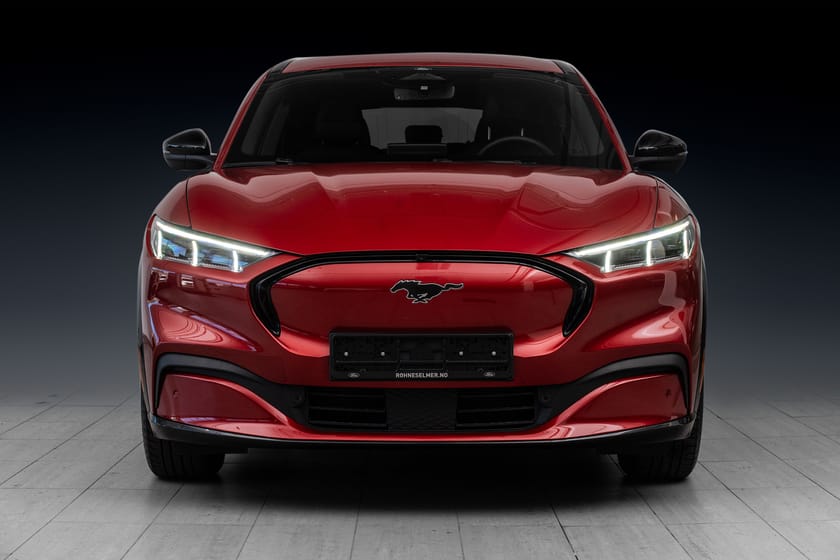 Bilde 3 av Ford Mustang Mach-E Standard Range AWD SR /360 kamera/ B & O