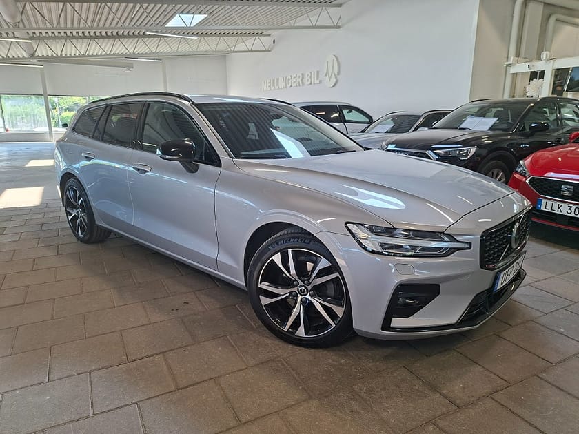 Bild 1 av Volvo V60 B4 Geartronic Plus Dark Navi|Drag|Backamera