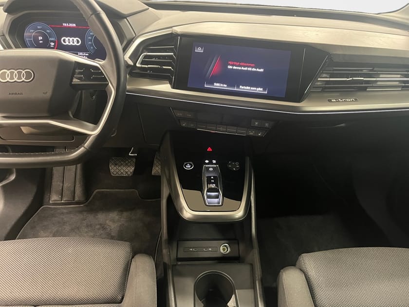 Bild 3 av Audi Q4 40 e-tron Proline Advanced Drag/Backkamera