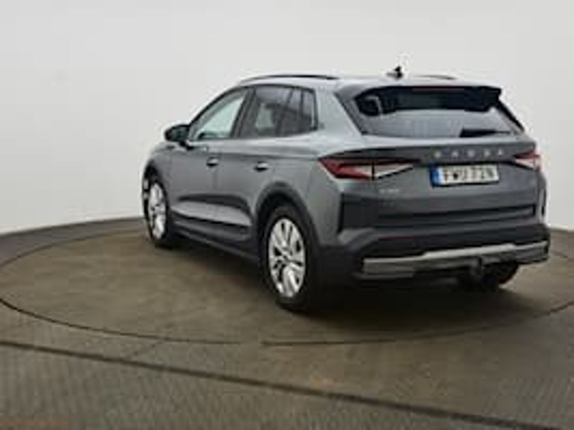 Skoda Elroq 2025, bild 2/4