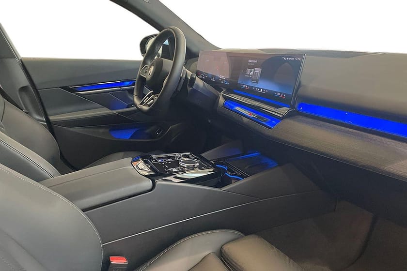 Bild 5 av BMW 530e xDrive Touring M Sport Business Edition | Individual