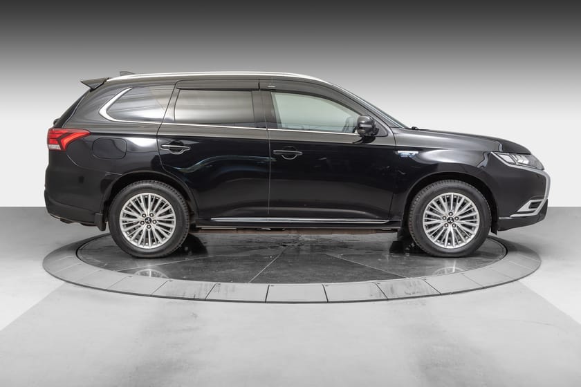 Bilde 3 av Mitsubishi Outlander PHEV Hengerfeste,Ryggekamera,Parkeringsenssord foran og bak