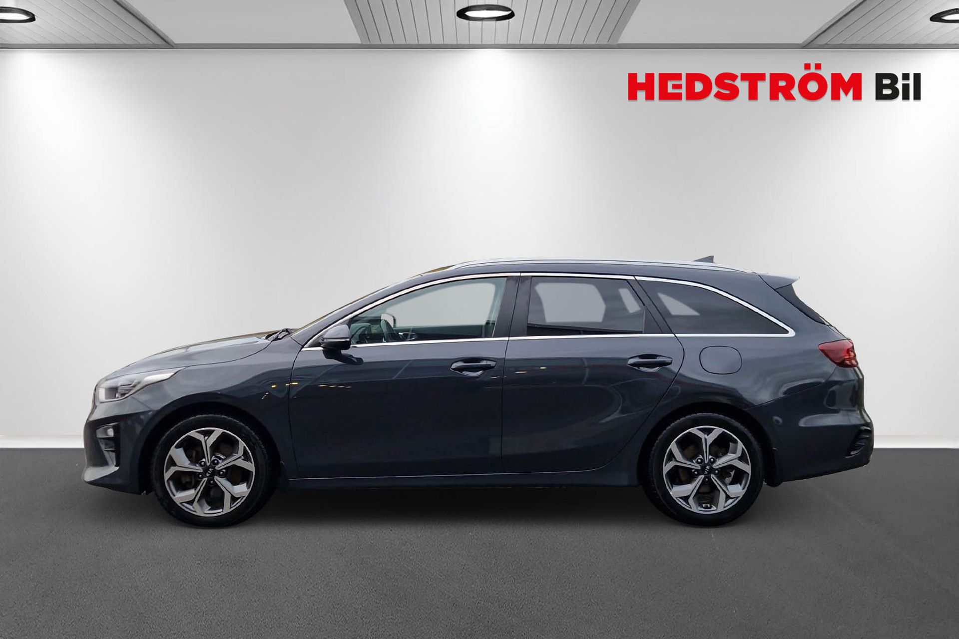 Kia Ceed 1.4 T-GDI 2019, bild 2/10