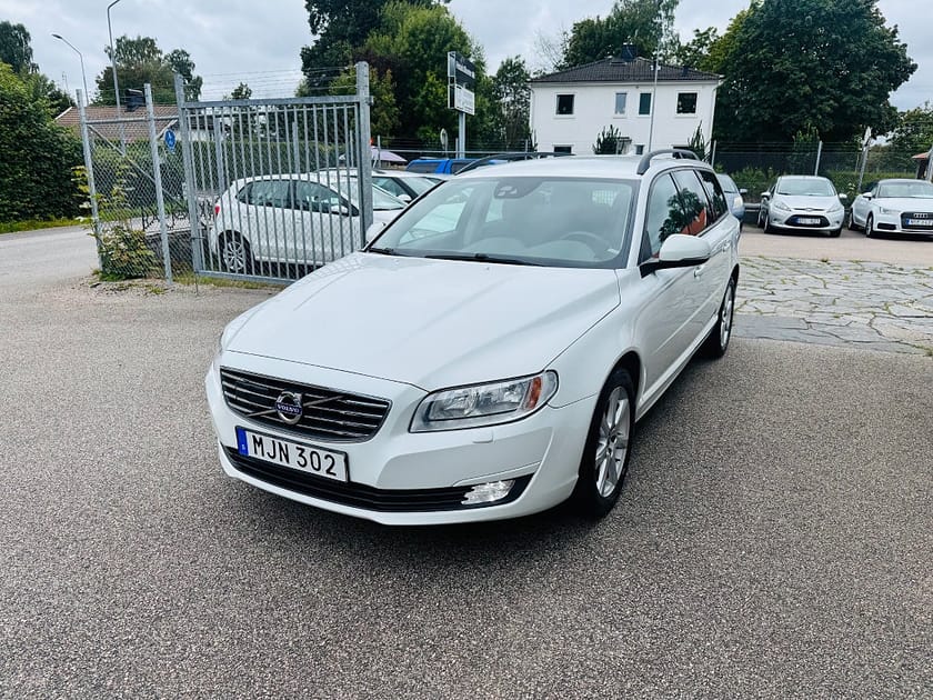 Bild 2 av Volvo V70 D3 150HK CLASSIC / DRAG / VÄRMARE