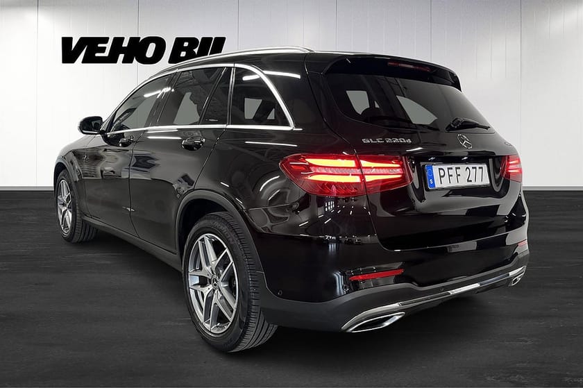 Bild 4 av Mercedes-Benz GLC 220 d 4MATIC AMG Panorama Burmester