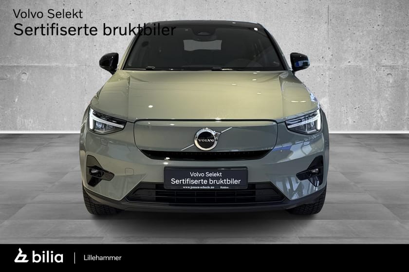 Bilde 4 av Volvo C40 Recharge Single Motor Plus - Hengerfeste, Glasstak