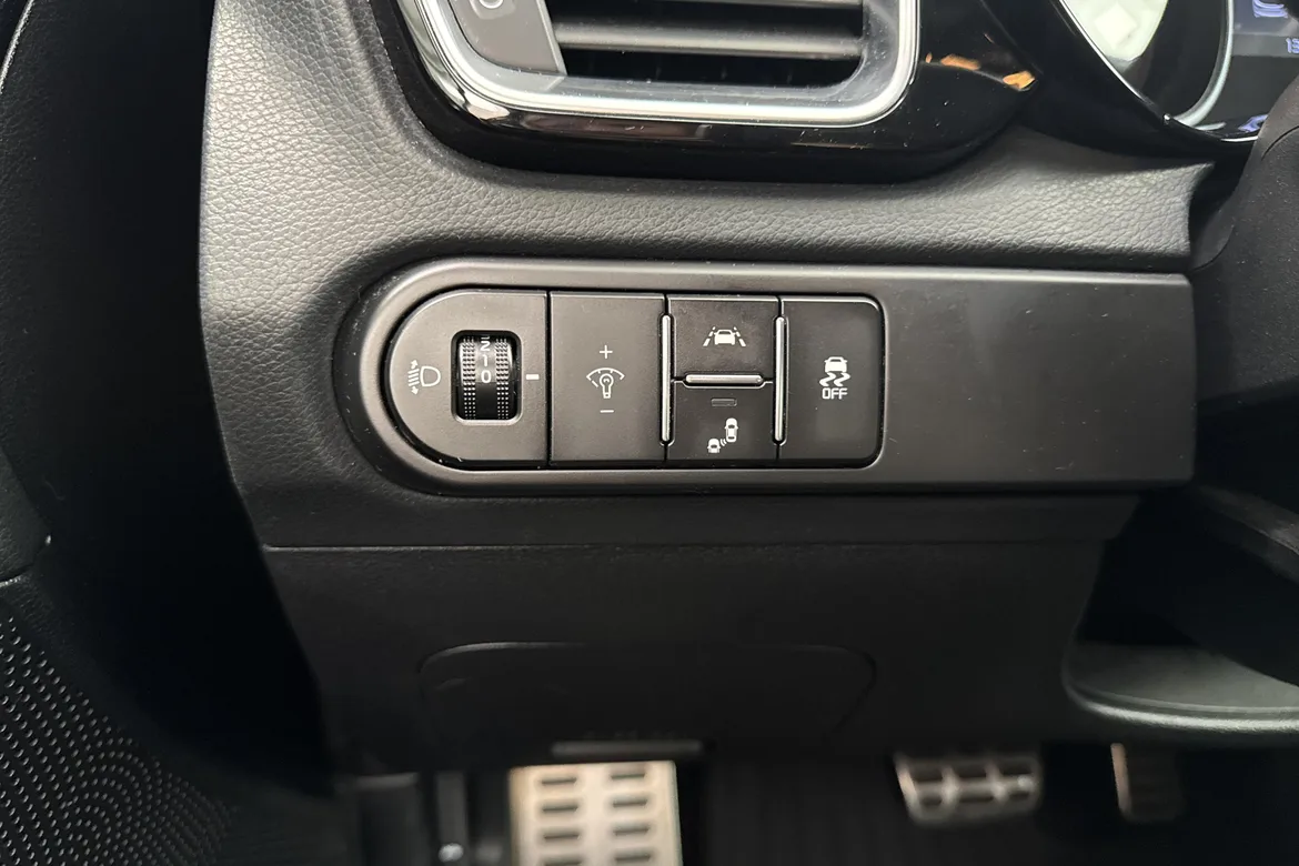 picture of a car