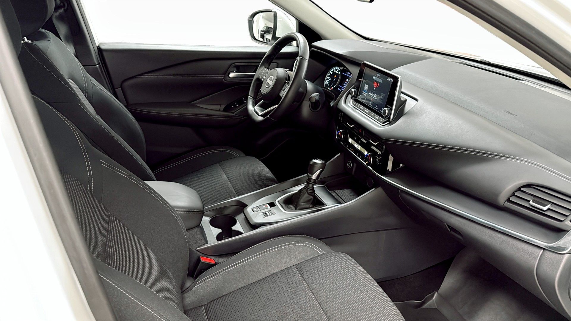 Nissan Qashqai 1.3 DIG Acenta Backkamera 2023, photo 3/10