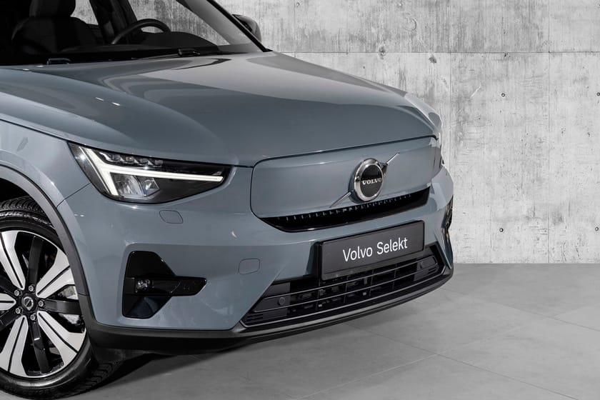 Bilde 3 av Volvo XC40 Recharge Twin motor AWD Plus - H. feste/Ryggekamera/Varmepumpe