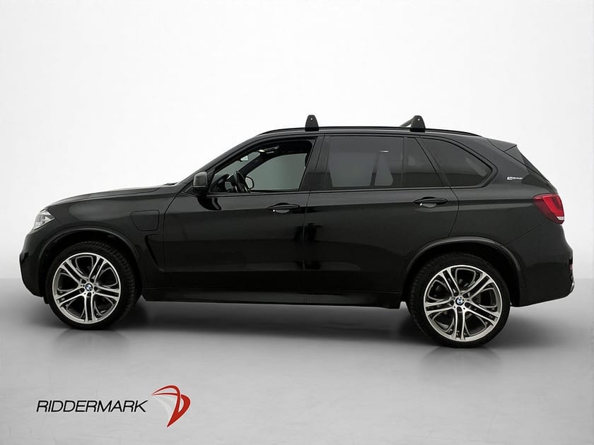 Bild 4 av BMW X5 xDrive40e Innovation Edt M Sport Pano H/K Night 360°