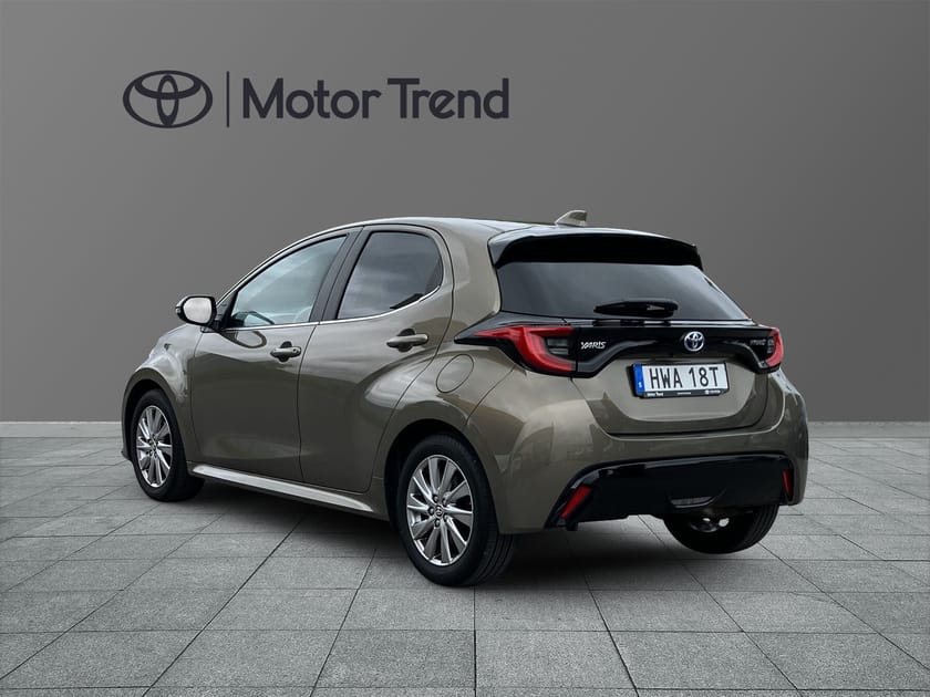 Bild 2 av Toyota Yaris Hybrid 1,5 5D STYLE EDITION SÄKERHETSPAKET