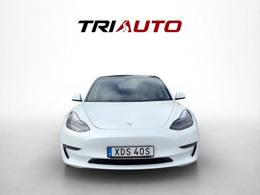 Bild 2 av Tesla Model 3 Long Range AWD 498hk Drag MOMS Pano Autopilot Kamera