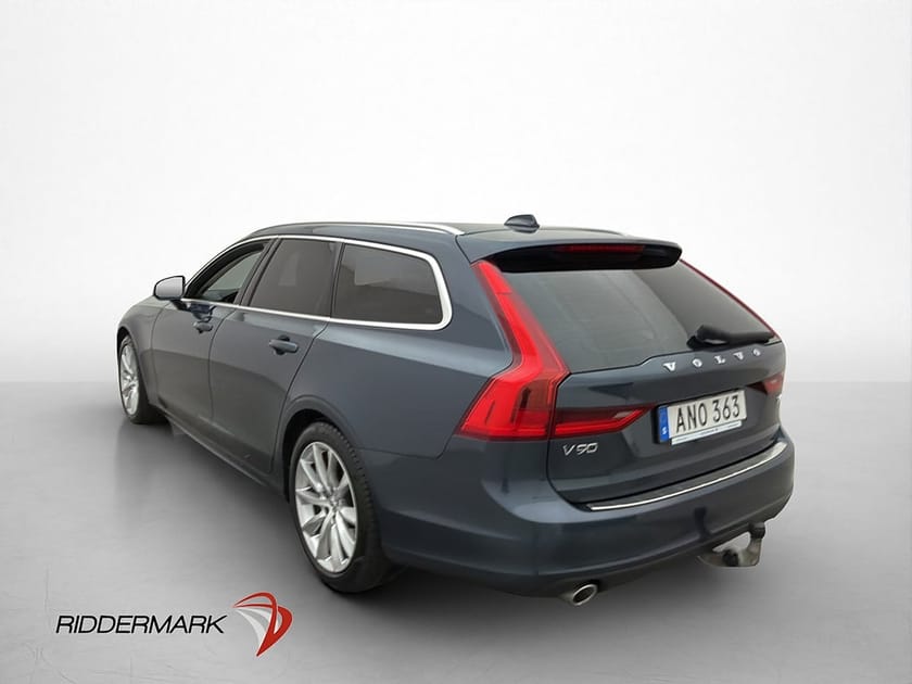 Bild 2 av Volvo V90 D4 Momentum VOC D-Värmare B-Kamera Navi Drag