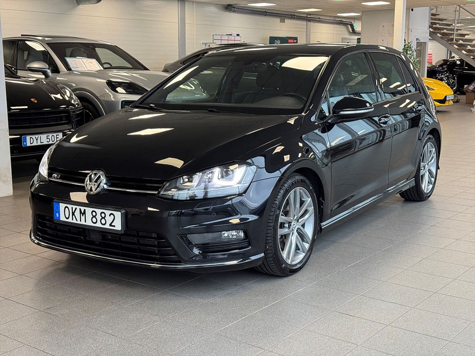 Volkswagen Golf 1.4 TSI DSG R-line 2017, bild 6/10