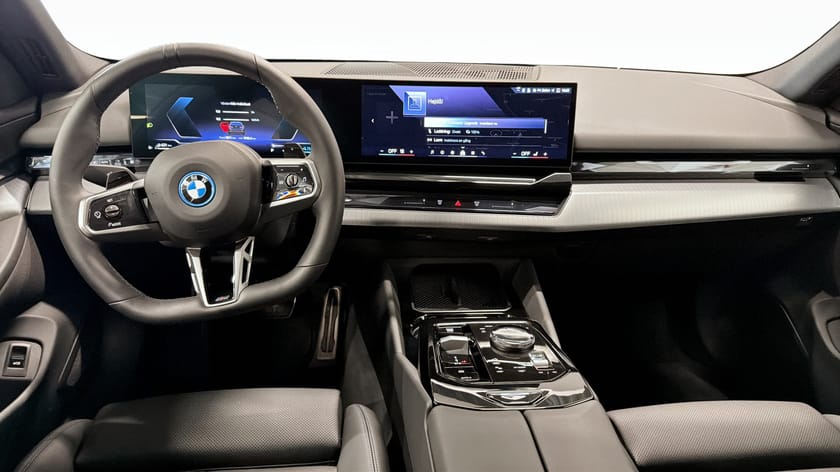 Bild 4 av BMW 530e xDrive Touring M Sport H/K Drag Rattvärme