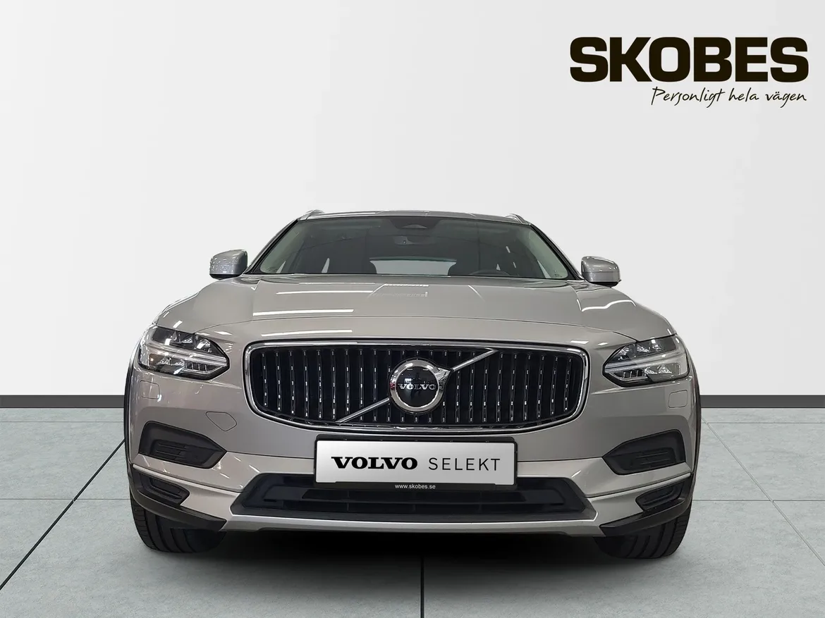 Volvo V90 Cross Country