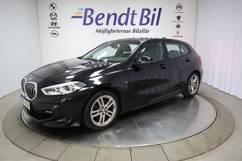 Bild 4 av BMW 118i M Sport Automat / 6150 Mil