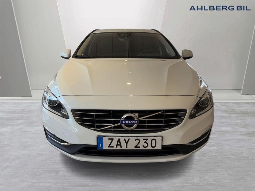 Bild 4 av Volvo V60 D5 AWD Twin Engine Classic Momentum, Delbar Dragkrok, Parkeringssensor Bak, Farthållare
