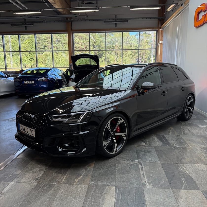 Bild 5 av Audi RS 4 Avant RS4 2.9 TFSI V6 Q Kolfiber Massage Keramiska B&O Sv-såld