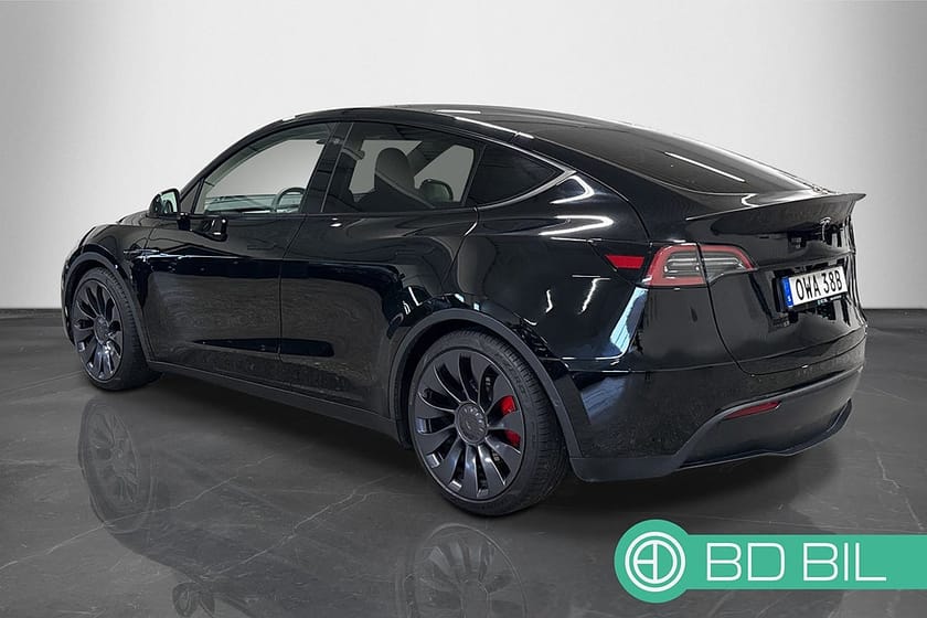 Bild 2 av Tesla Model Y Performance AWD AUTOPILOT EN ÄGARE