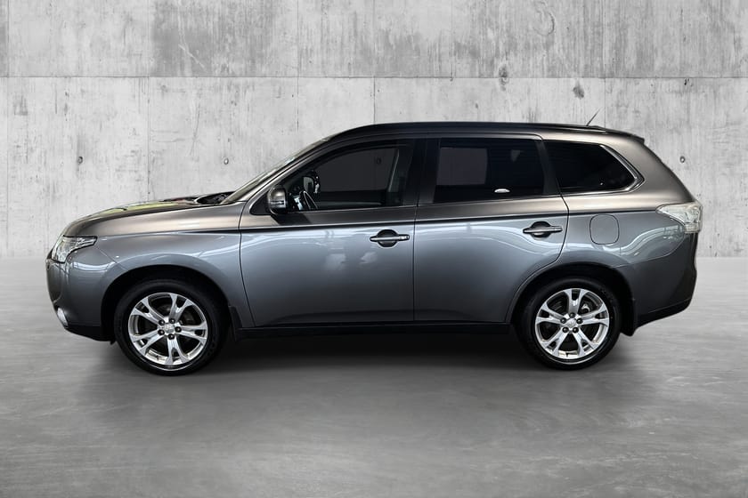 Bilde 5 av Mitsubishi Outlander 2.2 150hk Diesel AWD/Hengerfeste/Skinn/Dab