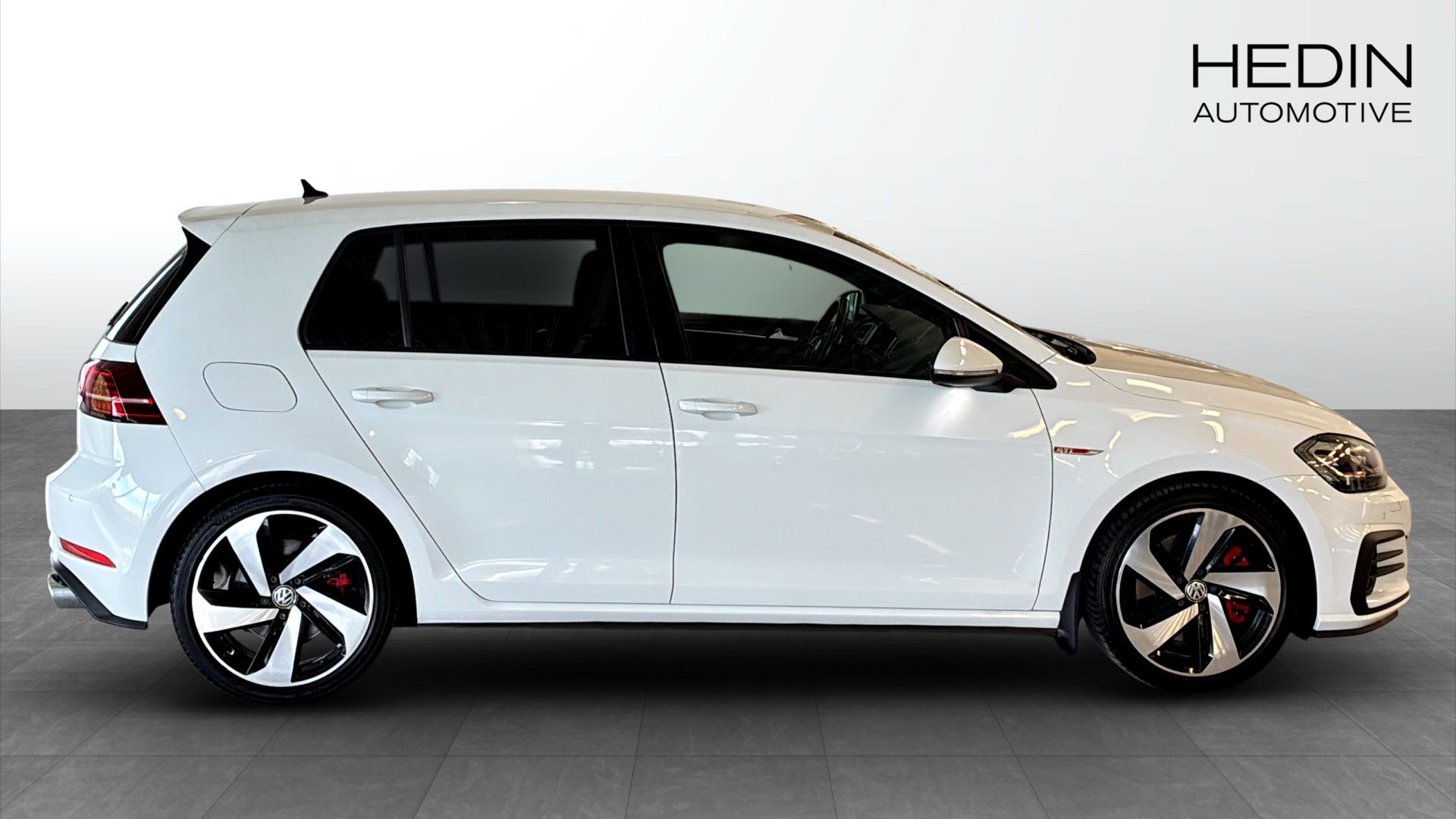 Volkswagen Golf 2018, kuva 6/10
