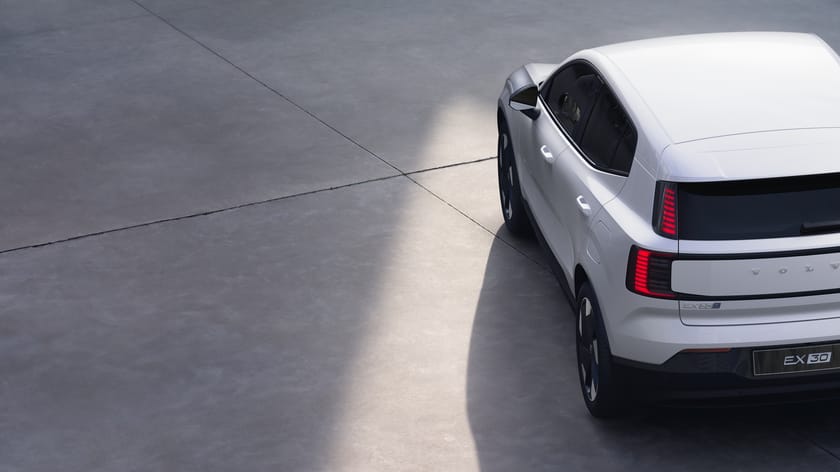 Bild 5 av Volvo EX30 P5 Long Range RWD Plus LAGERBIL
