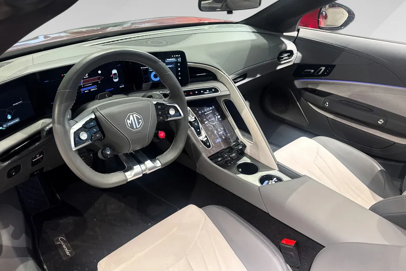 MG Cyberster 77 kWh bilde 11