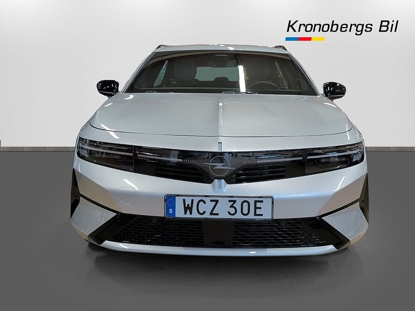 Bild 2 av Opel Astra Sports Tourer Hybrid 145 145hk 1.2 Turbo Automat