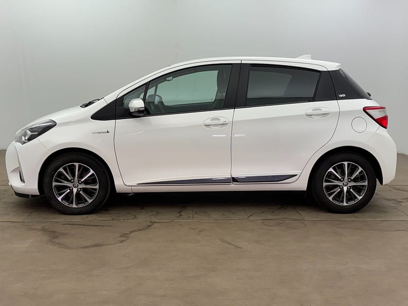 Bild 3 av Toyota Yaris Hybrid e-CVT Y20 Edition Backkamera