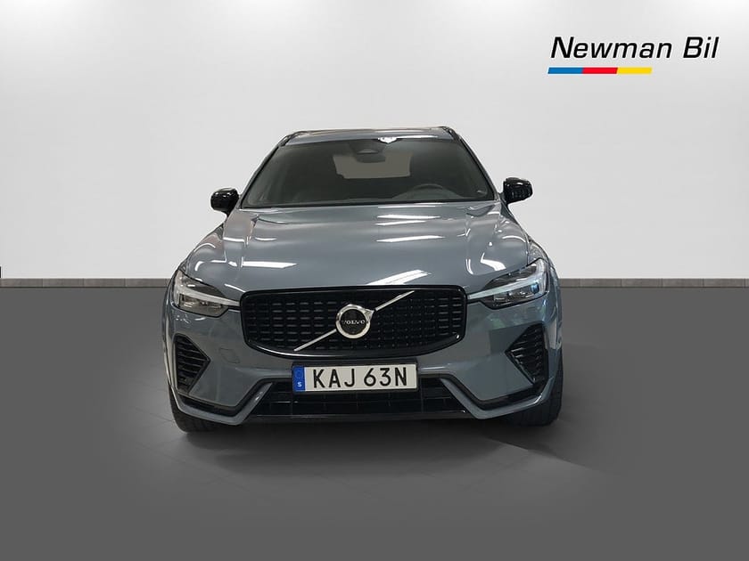 Bild 2 av Volvo XC60 Recharge T6 AWD Geartronic Plus Dark Edition